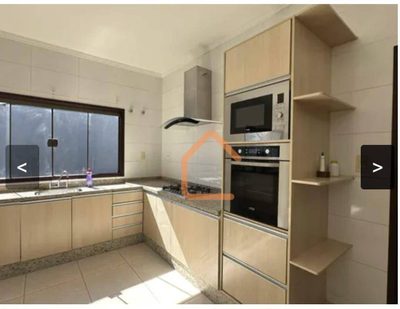 Casa, 3 quartos, 240 m² - Foto 3