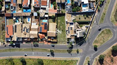 Terreno, 637 m² - Foto 1