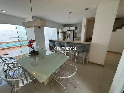Casa, 3 quartos, 209 m² - Foto 4