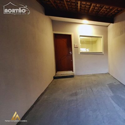Casa, 3 quartos, 79 m² - Foto 1