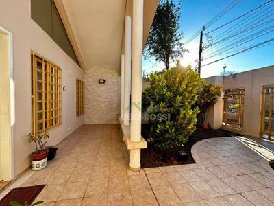 Casa, 3 quartos, 196 m² - Foto 4