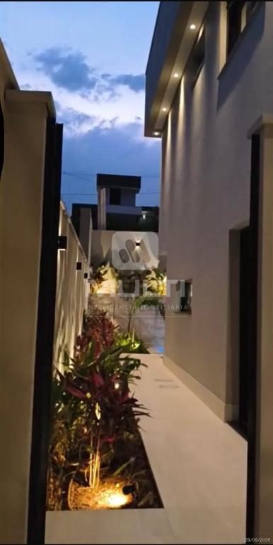 Casa, 4 quartos, 275 m² - Foto 4