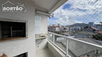 Casa, 3 quartos, 84 m² - Foto 1
