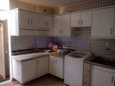 Casa, 3 quartos, 280 m² - Foto 2