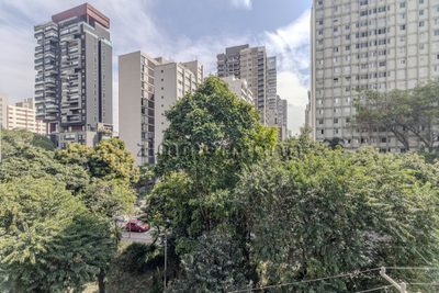 Apartamento, 2 quartos, 70 m² - Foto 2