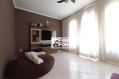 Casa, 4 quartos, 226 m² - Foto 5