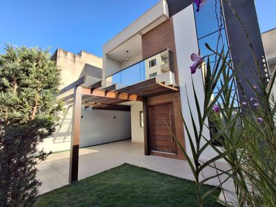 Casa, 4 quartos, 220 m² - Foto 1