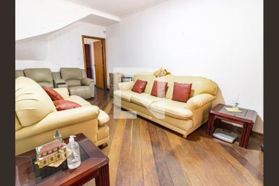 Casa, 3 quartos, 385 m² - Foto 1