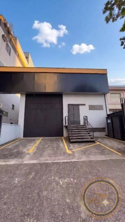 Depósito-Galpão, 755 m² - Foto 1