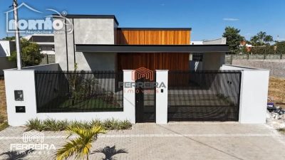 Casa, 3 quartos, 212 m² - Foto 1