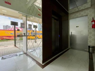 Apartamento, 3 quartos, 130 m² - Foto 2