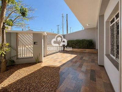 Casa, 3 quartos, 172 m² - Foto 2