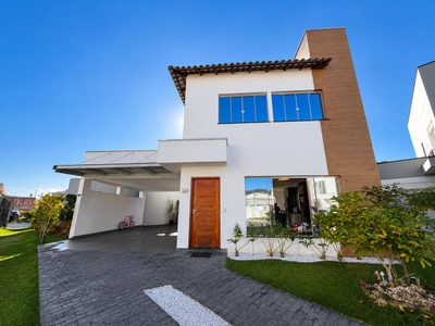 Casa, 3 quartos, 141 m² - Foto 1