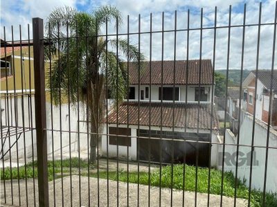 Casa, 3 quartos, 203 m² - Foto 1