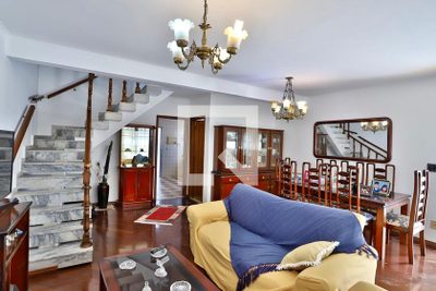 Casa, 3 quartos, 210 m² - Foto 3