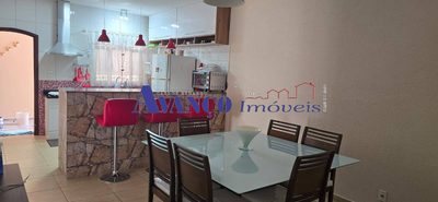 Casa, 3 quartos, 325 m² - Foto 3
