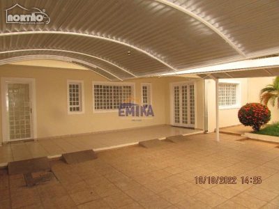 Casa, 3 quartos, 210 m² - Foto 4