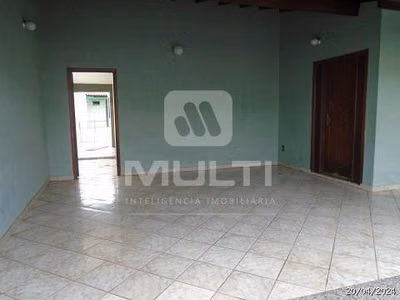 Casa, 3 quartos, 180 m² - Foto 1