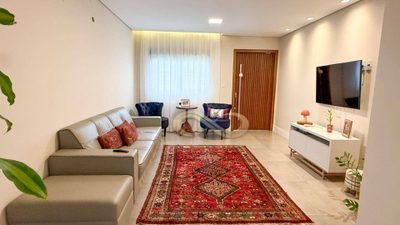 Casa, 3 quartos, 240 m² - Foto 1