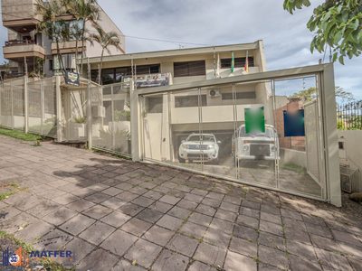 Casa, 3 quartos, 250 m² - Foto 1