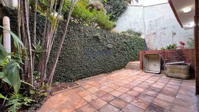 Casa, 4 quartos, 256 m² - Foto 1