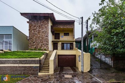 Casa, 3 quartos, 329 m² - Foto 1