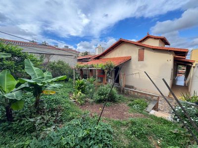 Casa, 5 quartos, 295 m² - Foto 2