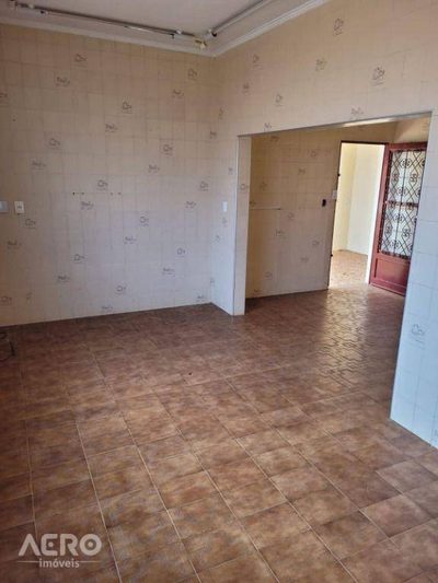 Casa, 2 quartos, 150 m² - Foto 1