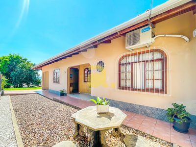 Casa, 3 quartos, 126 m² - Foto 1