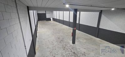 Depósito-Galpão, 526 m² - Foto 1