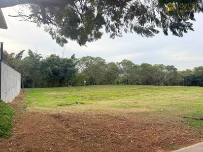 Loteamento e Condomínio, 424 m² - Foto 1