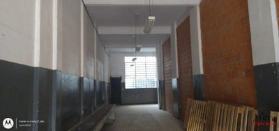 Loja-Salão, 180 m² - Foto 1