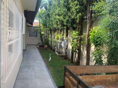 Casa, 4 quartos, 220 m² - Foto 1