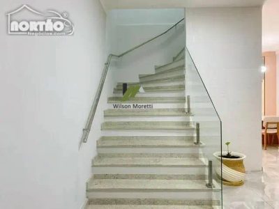 Casa, 5 quartos, 203 m² - Foto 4