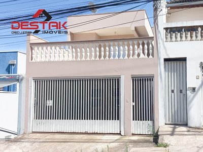 Casa, 2 quartos, 195 m² - Foto 1