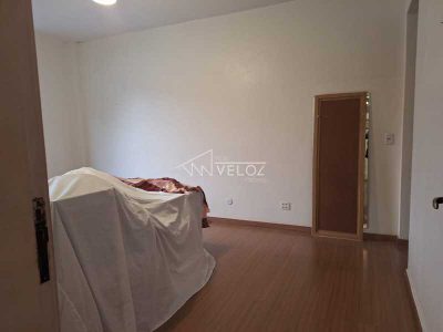 Apartamento, 3 quartos, 225 m² - Foto 2