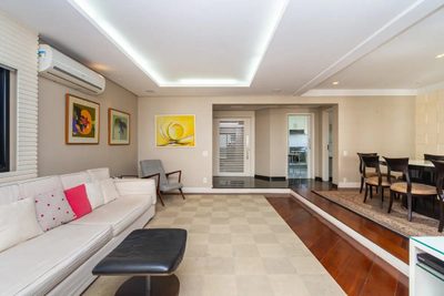 Apartamento, 3 quartos, 158 m² - Foto 1