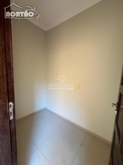 Casa, 4 quartos, 140 m² - Foto 2