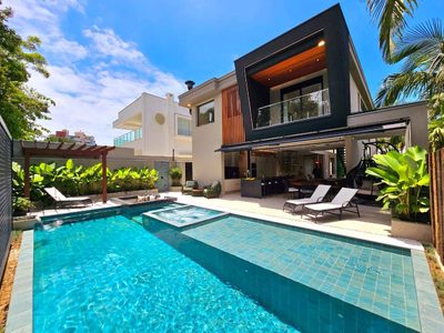 Casa, 5 quartos, 425 m² - Foto 1
