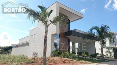 Casa, 1 quarto, 215 m² - Foto 2