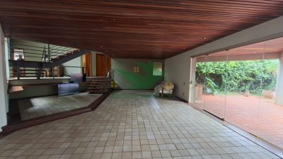 Casa, 4 quartos, 316 m² - Foto 2