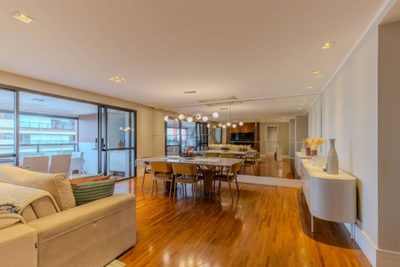 Apartamento, 3 quartos, 167 m² - Foto 2