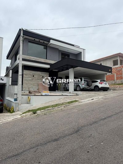 Casa, 4 quartos, 248 m² - Foto 2
