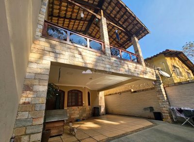 Casa, 3 quartos, 242 m² - Foto 2