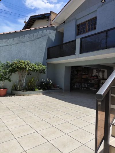Casa, 3 quartos, 226 m² - Foto 2