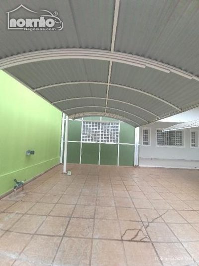 Casa, 4 quartos, 210 m² - Foto 1