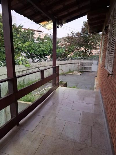 Casa, 6 quartos, 270 m² - Foto 3