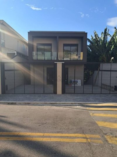 Sobrado, 3 quartos, 180 m² - Foto 1
