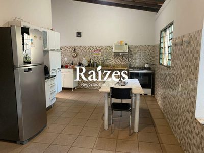Casa, 3 quartos, 250 m² - Foto 3