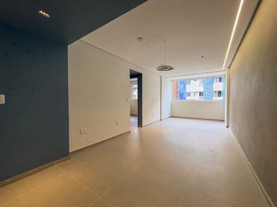Apartamento, 3 quartos, 76 m² - Foto 1